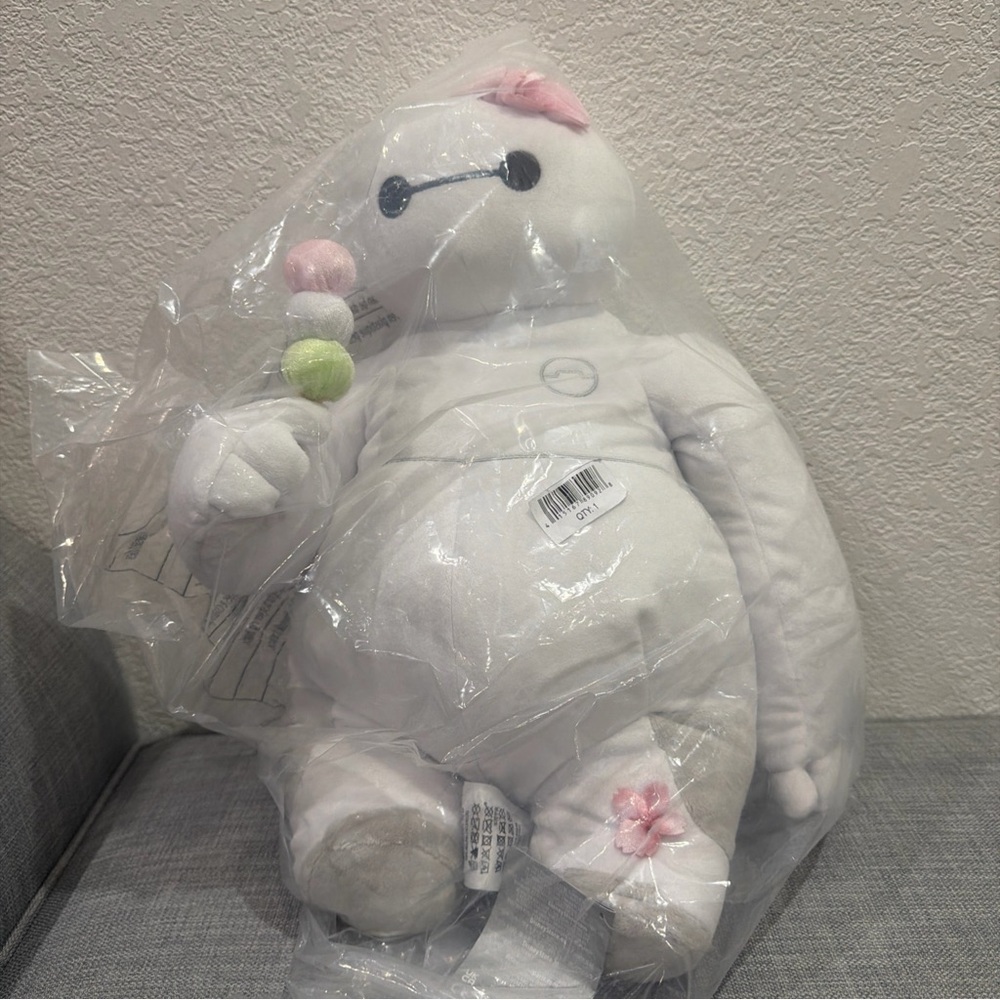 2025 Disney Parks Japan Baymax Big Hero 6 Plush Cherry Blossom Sakura New 13.5”